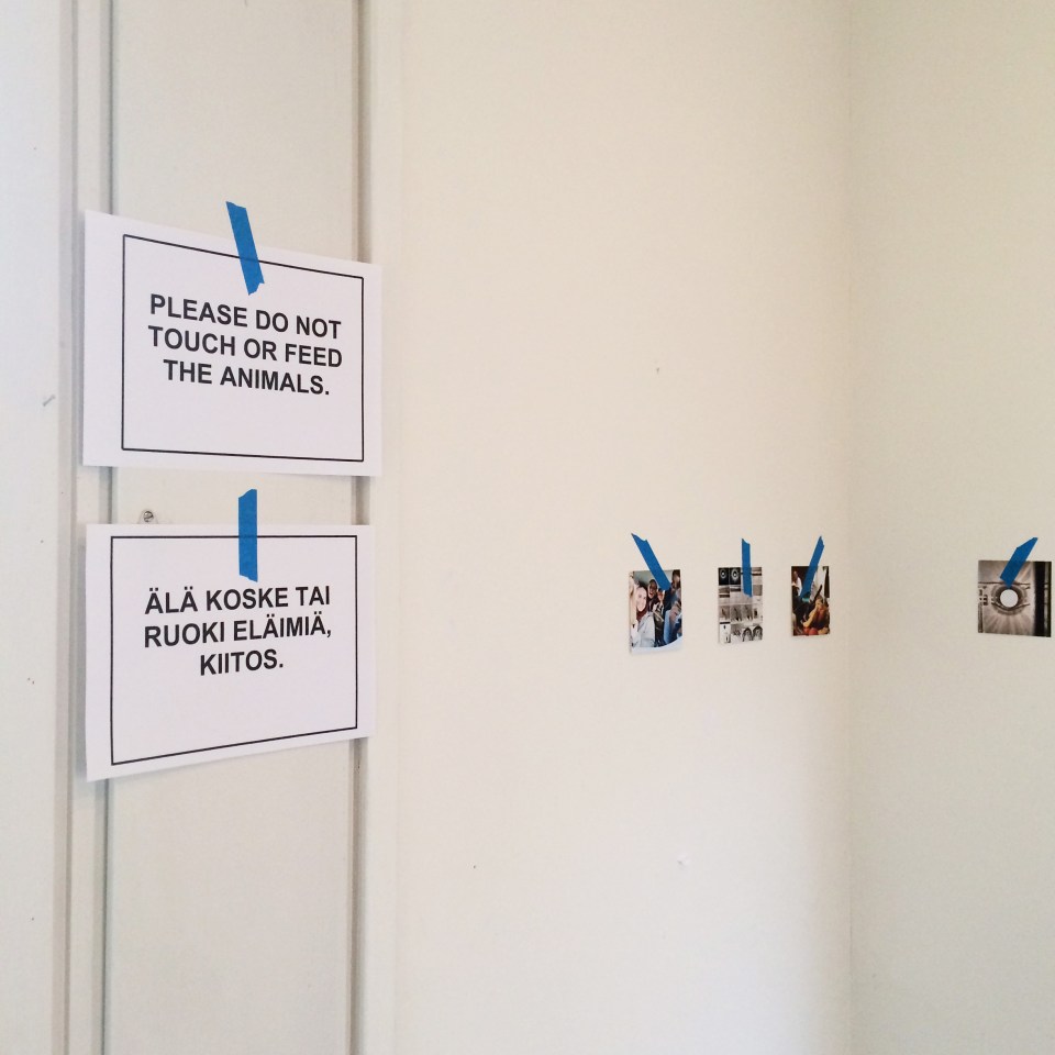 Hybrids signage square