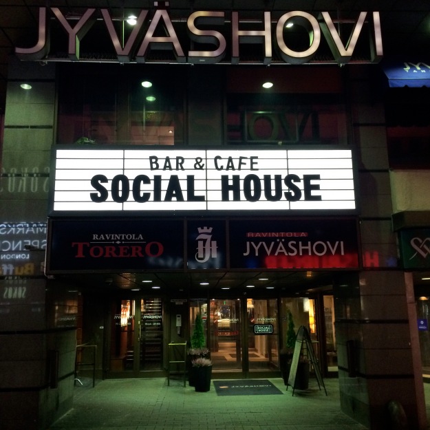 2015 5 jyv social house facade
