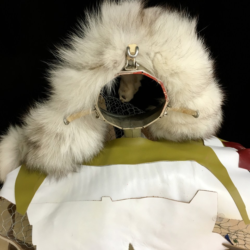 2016-09-a-mother-back-shoulder